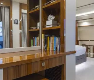 2017 Sunseeker 95 - S-CAPE - Thumbnail 43