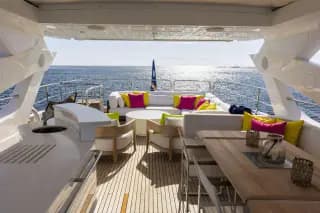 2017 Sunseeker 95 - S-CAPE - Thumbnail 64