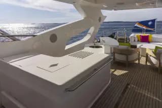 2017 Sunseeker 95 - S-CAPE - Thumbnail 65