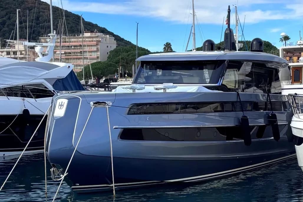2025 Invictus ST550 - Christian Grande's Masterpiece of Italian Elegance — photo 3