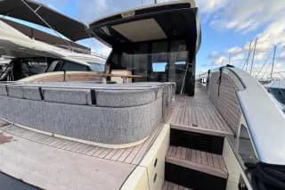 2025 Invictus ST550 - Christian Grande's Masterpiece of Italian Elegance - Thumbnail 9
