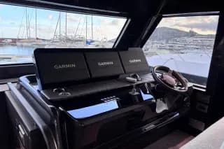 2025 Invictus ST550 - Christian Grande's Masterpiece of Italian Elegance - Thumbnail 12