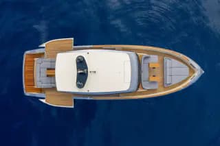 2025 Invictus ST550 - Christian Grande's Masterpiece of Italian Elegance - Thumbnail 29