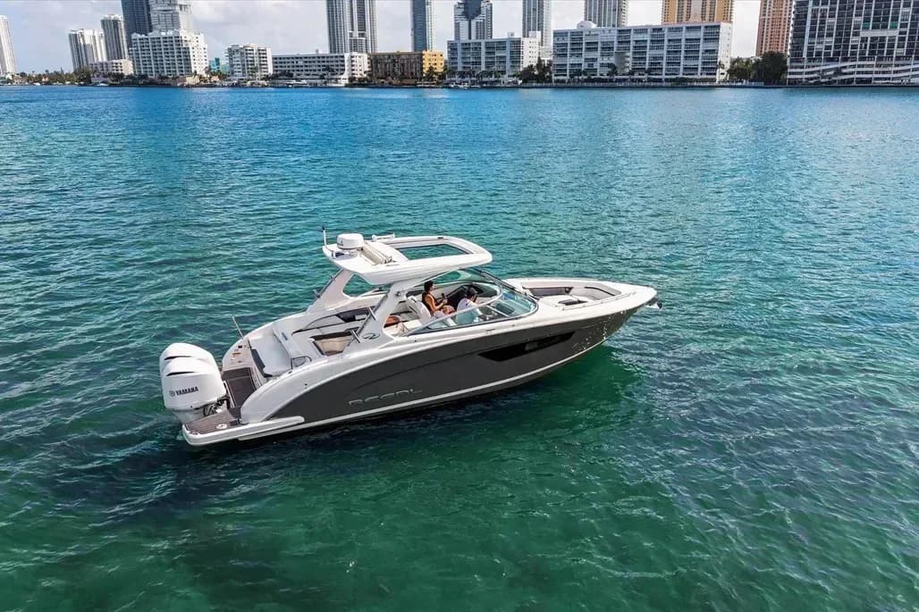 2019 Regal 33 OBX - Main image