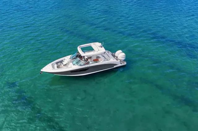 2019 Regal 33 OBX - Image 2