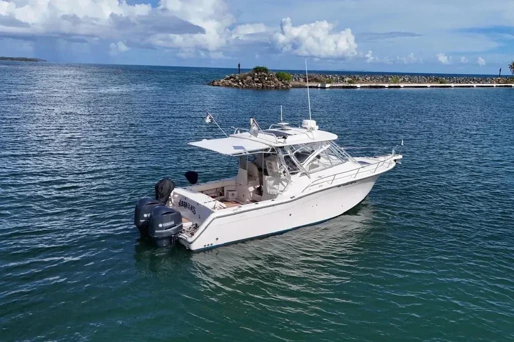 2009 Grady-White 330 Express — photo 1