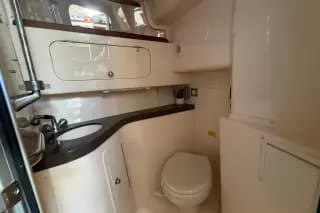 2009 Grady-White 330 Express — photo 27