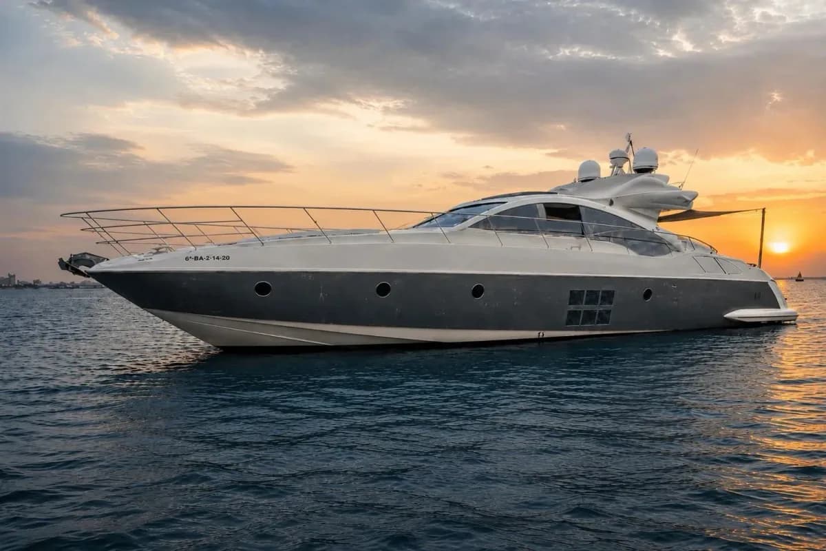 2009 Azimut 68S — photo 1