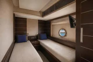 2009 Azimut 68S — photo 13