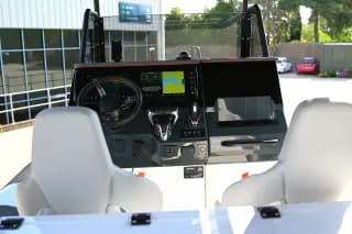 2026 Discovery 8 — photo 11